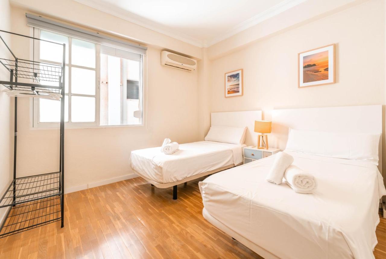 Gran Apartamento De 3 Habitaciones Junto A La Catedral Màlaga Exteriér fotografie